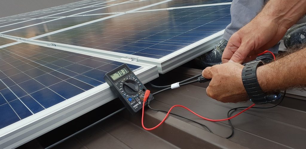 solar-battery-rebates-drive-up-demand-mash-community-solar