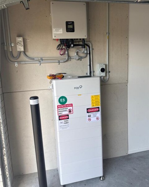 Battery installation image 18